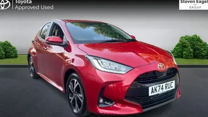 Used Toyota Yaris Design 116 HP (85 kW) 2024 Red Hatchback