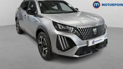 Gebraucht Peugeot 2008 Allure 131 PS (96 kW) 2025 Grau SUV