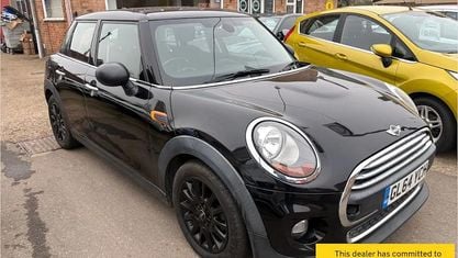 Begagnad Mini ONE Hatch 102 HK (75 kW) 2017 Halvkombi