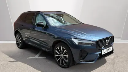 Used Volvo XC60 Ultimate 250 HP (183 kW) 2023 Blue SUV
