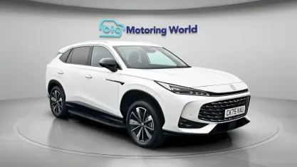 Used MG HS Trophy 303 HP (222 kW) 2025 White SUV