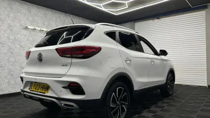 Used MG ZS Exclusive 111 HP (81 kW) 2023 White SUV