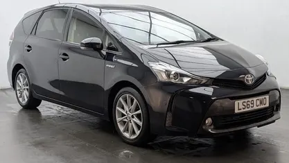 Used Toyota Prius 122 HP (89 kW) 2019 Hatchback