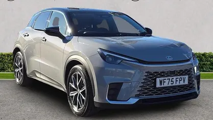 Used Lexus LBX 136 HP (100 kW) 2025 SUV