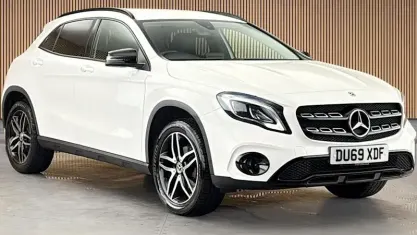 Used Mercedes GLA200 Urban 156 HP (114 kW) 2019 White SUV