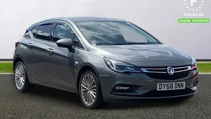 Used Vauxhall Astra Elite 200 HP (147 kW) 2018 Grey Hatchback