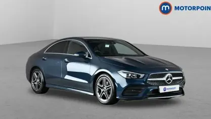 Begagnad Mercedes CLA180 AMG line 136 HK (100 kW) 2022 Blå Sedan