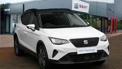 Używany Seat Arona SE 95 KM (69 kW) 2022 Biały SUV
