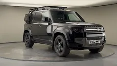 Used 2024 Land Rover Defender SE Dynamic SUV | £56,400 (Good price)