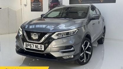 Used Nissan Qashqai Tekna 116 HP (85 kW) 2017 Grey SUV