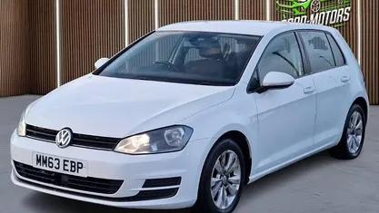 Used VW Golf VII SE 105 HP (77 kW) 2013 Hatchback