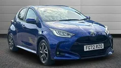 Blue Used 2022 Toyota Yaris Hybrid Design Hatchback | £17,950 (Fair price)