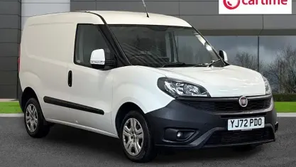 Used Fiat Doblò S 105 HP (77 kW) 2022 White MPV