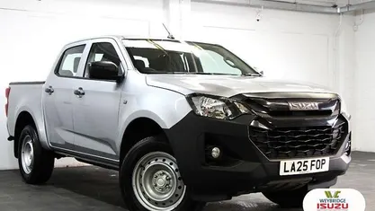 Used Isuzu D-Max 165 HP (121 kW) 2024 Cabriolet