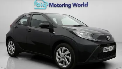 Used Toyota Aygo X PURE 72 HP (52 kW) 2025 SUV