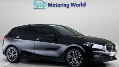 Used BMW 118 Sport Line 136 HP (100 kW) 2022 Black Hatchback