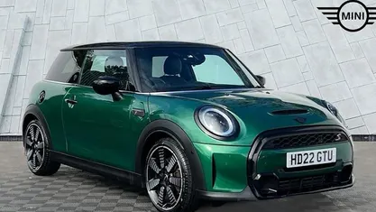 Used Mini Cooper S Exclusive 178 HP (130 kW) 2022 Green Hatchback