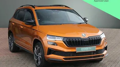 Used 2025 Skoda Karoq SportLine SUV | £28,125 (Fair price)
