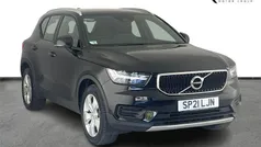 Onyx black Used 2021 Volvo XC40 Momentum SUV | £21,190 (Fair price)