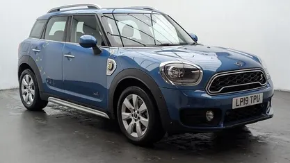 Used 2020 Mini Cooper S Classic Hatchback | £17,450 (Fair price)