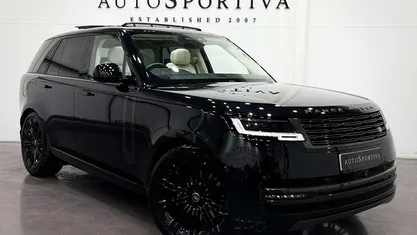 Używany Land Rover Range Rover SE 400 KM (294 kW) 2023 Czarny SUV
