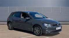 Used 2017 VW Golf VII SE Hatchback | £12,200 (Fair price)