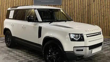 Used Land Rover Defender SE 300 HP (220 kW) 2023 Estate