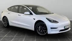 White Used 2021 Tesla Model 3 Standard Range Sedan | £14,795 (Fair price)
