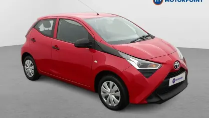 Gebraucht Toyota Aygo 72 PS (52 kW) 2018 Rot Kleinwagen