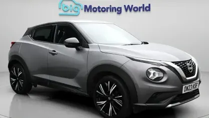 Usado Nissan Juke S 114 HP (83 kW) 2023 Cinzento SUV