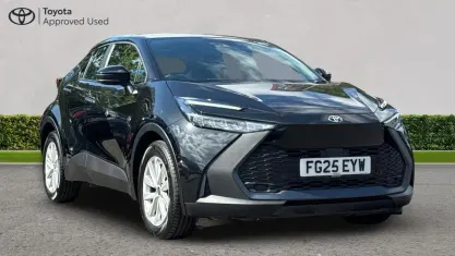 Used Toyota C-HR 140 HP (102 kW) 2025 Eclipse black SUV