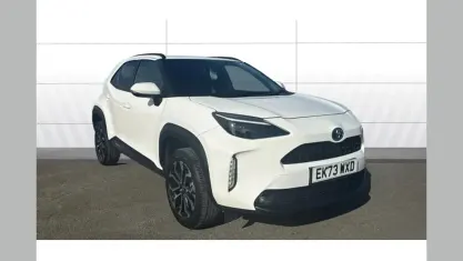 Used Toyota Yaris Cross Design 116 HP (85 kW) 2023 White SUV