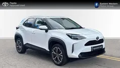 White Used 2022 Toyota Yaris Cross SUV | £22,999 (Fair price)