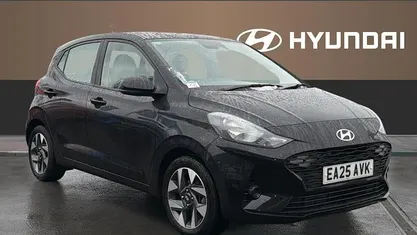 Used Hyundai i10 Advanced 63 HP (46 kW) 2025 Black Hatchback