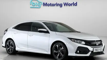 Begagnad Honda Civic SR 126 HK (92 kW) 2022 Halvkombi