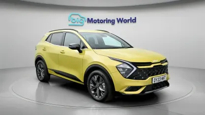 Used Kia Sportage GT-Line 230 HP (169 kW) 2023 Yellow SUV