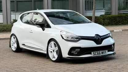 Używany Renault Clio IV 200 KM (147 kW) 2017 Biały Hatchback