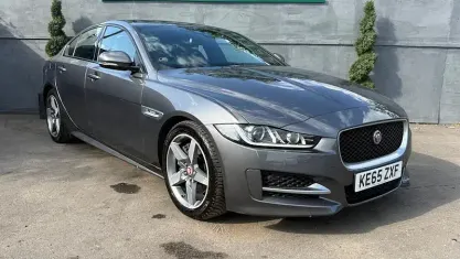 Used Jaguar XE R-Sport 200 HP (147 kW) 2016 Sedan