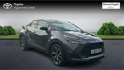 Used 2025 Toyota C-HR Design SUV | £23,883 (Fair price)