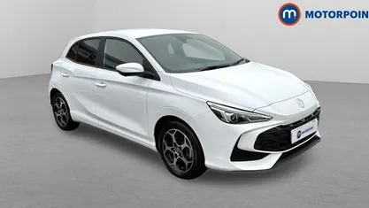 Used MG MG3 Trophy 194 HP (142 kW) 2024 White Hatchback