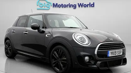 Black Used 2019 Mini Cooper Hatch Hatchback | £14,800 (Fair price)