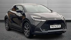 Black Used 2024 Toyota C-HR Design SUV | £30,095 (Fair price)