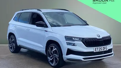 Used Skoda Karoq SportLine 150 HP (110 kW) 2025 White SUV