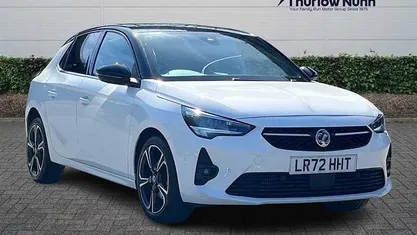 Used Vauxhall Corsa Ultimate 101 HP (74 kW) 2023 White Hatchback