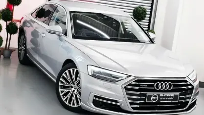 Used Audi A8 Advanced 340 HP (250 kW) 2018 Silver Sedan