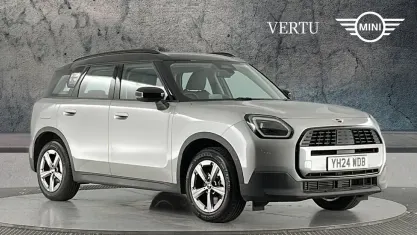 Used Mini Countryman Classic 170 HP (125 kW) 2024 Melting silver iii SUV
