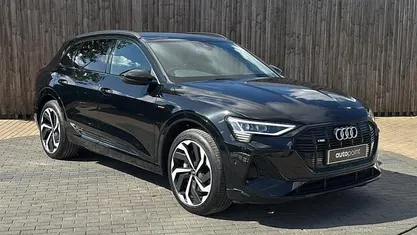 Black Used 2022 Audi e-tron Black Edition SUV | £25,899 (Fair price)