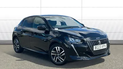 Used Peugeot 208 Allure+ 102 HP (75 kW) 2023 Black Hatchback