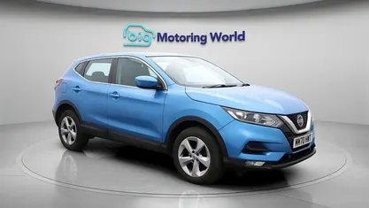 Used Nissan Qashqai Acenta Premium 158 HP (116 kW) 2021 Blue SUV