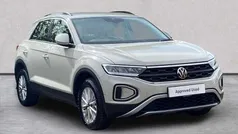 Used 2023 VW T-Roc Life SUV | £17,566 (Fair price)
